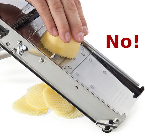 Dangerous mandoline slicer